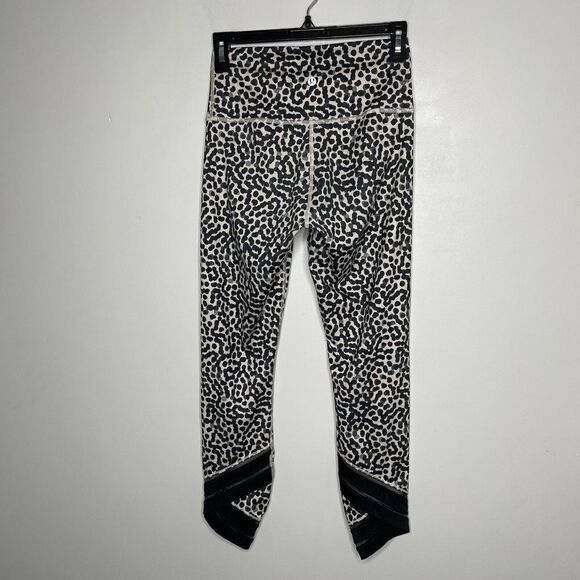 LULULEMON Womens High Times Mesh Wrap Pants Tan Polka-Dot Print Leggings Sz 4 - Picture 4 of 5